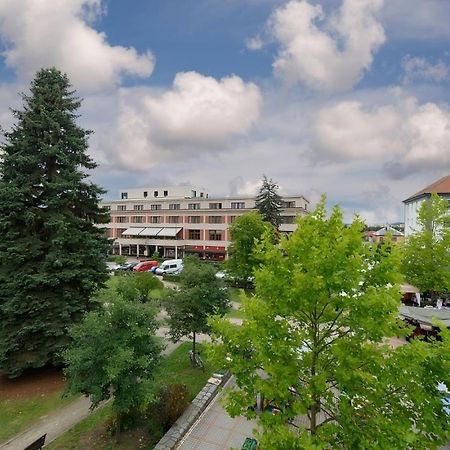 Apartman Astra Sezimovo Usti Экстерьер фото